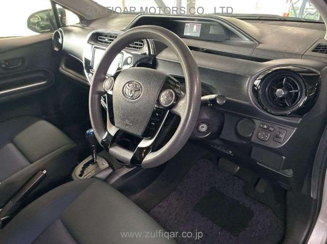 TOYOTA AQUA 2018 Image 5