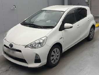 TOYOTA AQUA 2014 Image 1