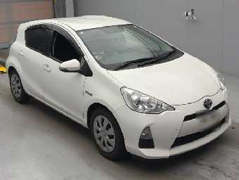TOYOTA AQUA 2014 Image 3