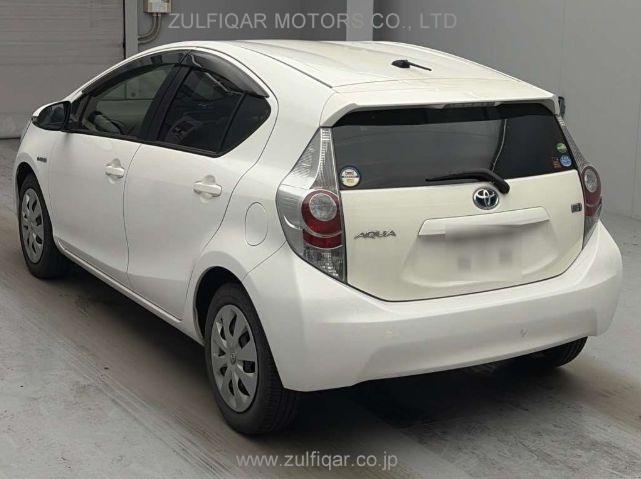 TOYOTA AQUA 2014 Image 4