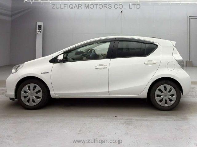 TOYOTA AQUA 2014 Image 5