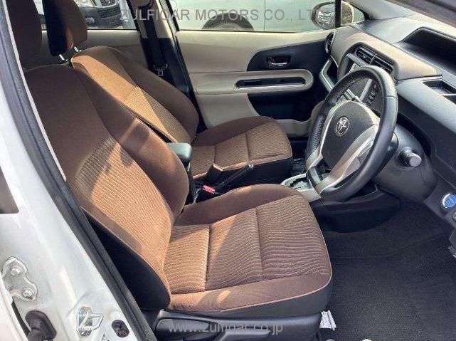 TOYOTA AQUA 2014 Image 7