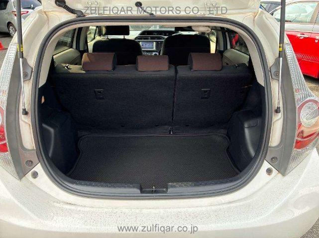 TOYOTA AQUA 2014 Image 10