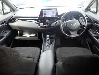 TOYOTA C-HR 2019 Image 3