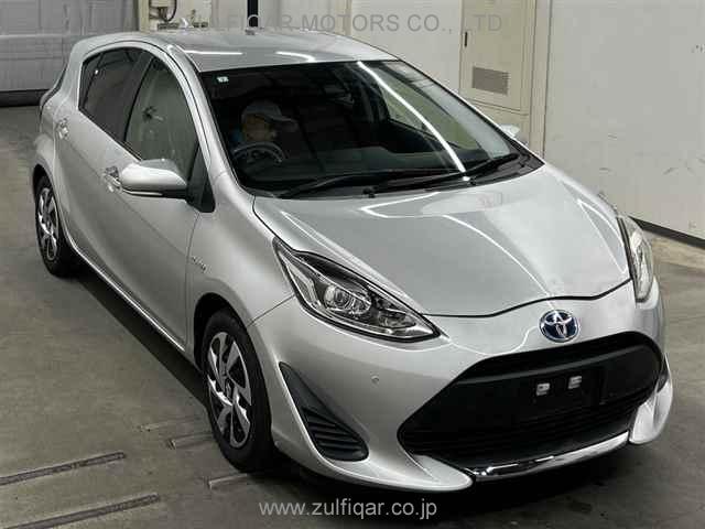 TOYOTA AQUA 2019 Image 2