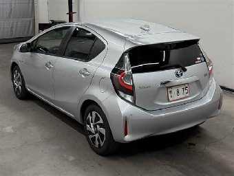 TOYOTA AQUA 2019 Image 3