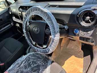 TOYOTA AQUA 2019 Image 4