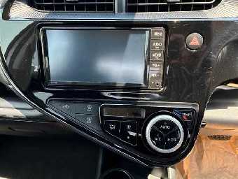 TOYOTA AQUA 2019 Image 6