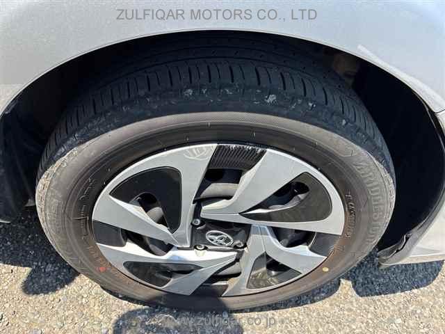 TOYOTA AQUA 2019 Image 9