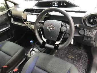 TOYOTA AQUA 2021 Image 6