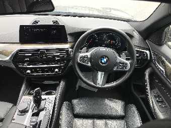 BMW 5 SERIES 2018 Image 5