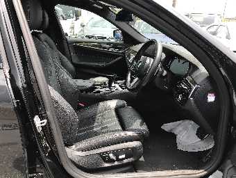 BMW 5 SERIES 2018 Image 6