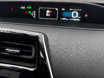 TOYOTA PRIUS 2017 Image 10