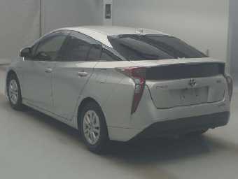 TOYOTA PRIUS 2017 Image 4
