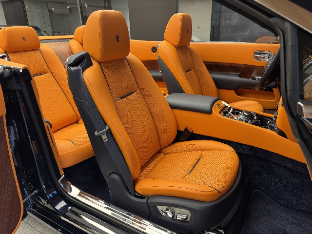 ROLLS ROYCE DAWN 2016 Image 35