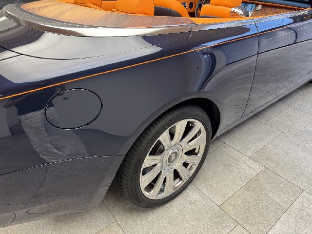 ROLLS ROYCE DAWN 2016 Image 44