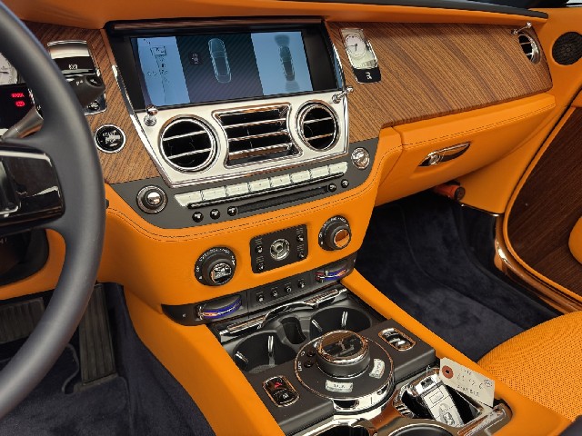ROLLS ROYCE DAWN 2016 Image 54