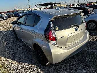 TOYOTA AQUA 2015 Image 13