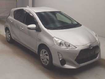 TOYOTA AQUA 2015 Image 3
