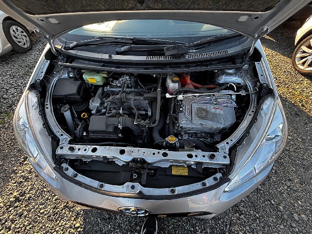 TOYOTA AQUA 2015 Image 25