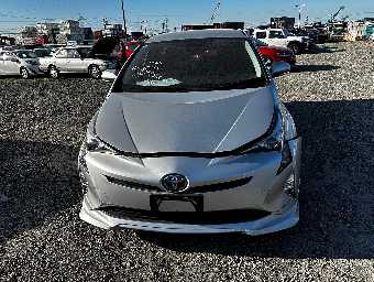 TOYOTA PRIUS 2017 Image 15