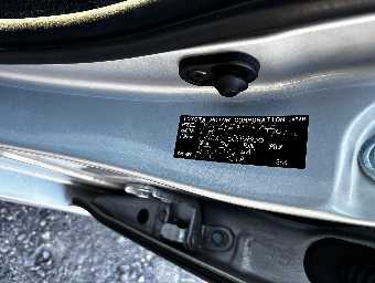 TOYOTA PRIUS 2017 Image 20
