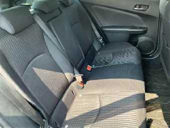 TOYOTA PRIUS 2017 Image 8