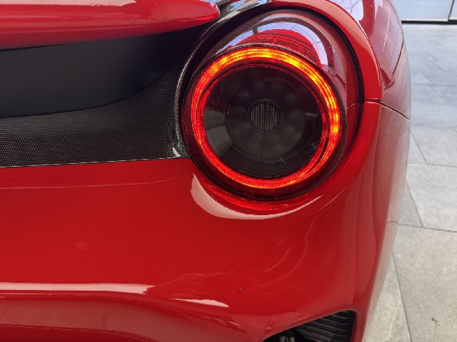 FERRARI 488 PISTA 2019 Image 23