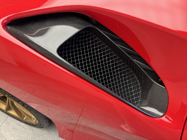 FERRARI 488 PISTA 2019 Image 25