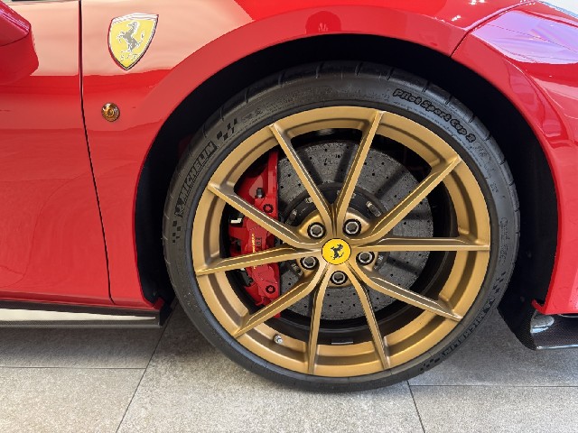 FERRARI 488 PISTA 2019 Image 28