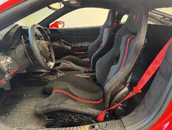 FERRARI 488 PISTA 2019 Image 24