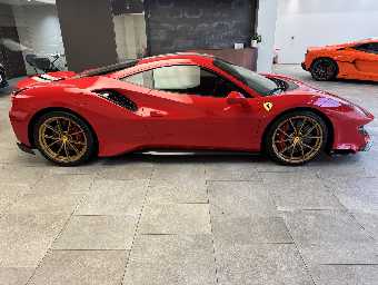 FERRARI 488 PISTA 2019 Image 4