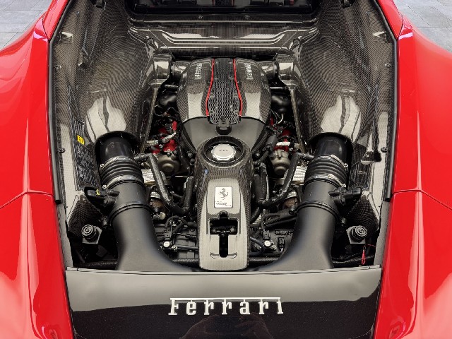 FERRARI 488 PISTA 2019 Image 52
