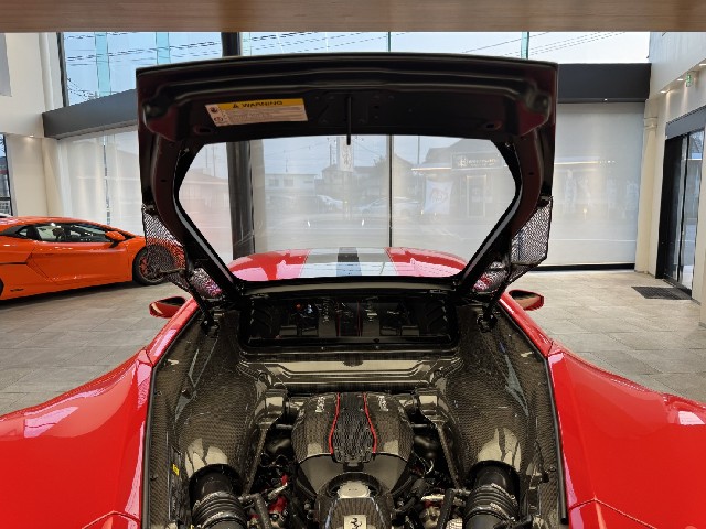 FERRARI 488 PISTA 2019 Image 54