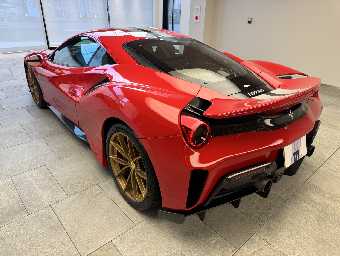 FERRARI 488 PISTA 2019 Image 7