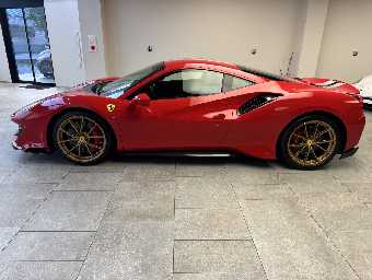 FERRARI 488 PISTA 2019 Image 8