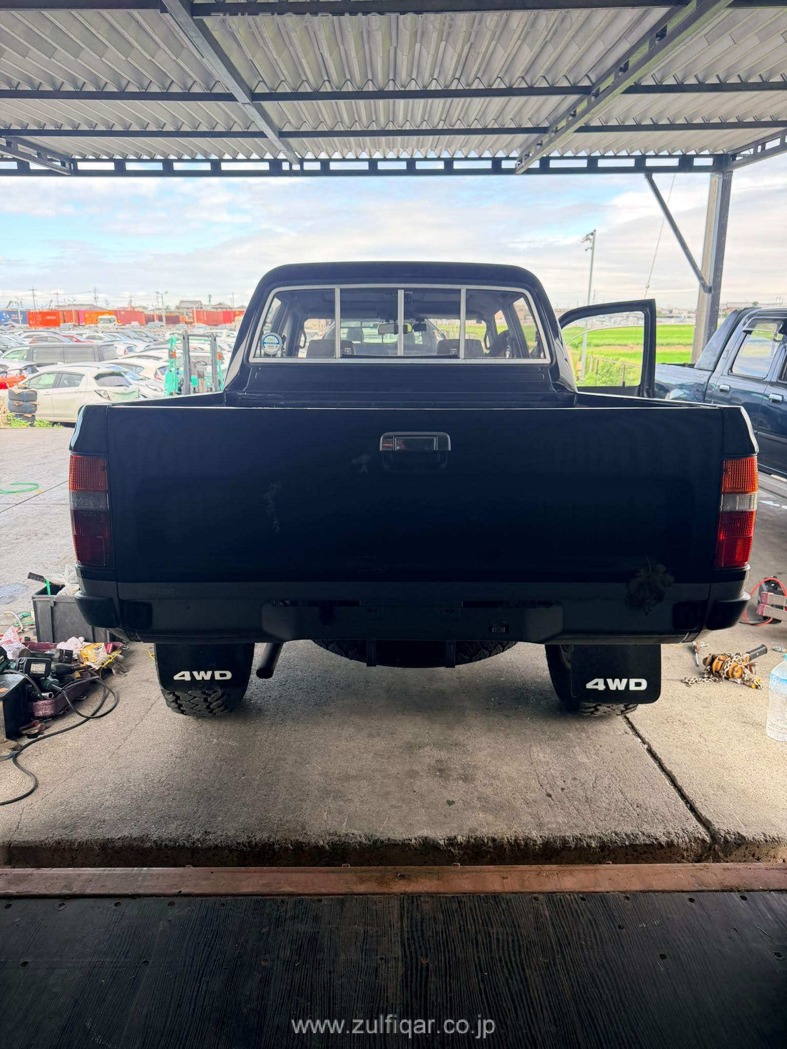 TOYOTA HILUX PICKUP 1996 Image 3