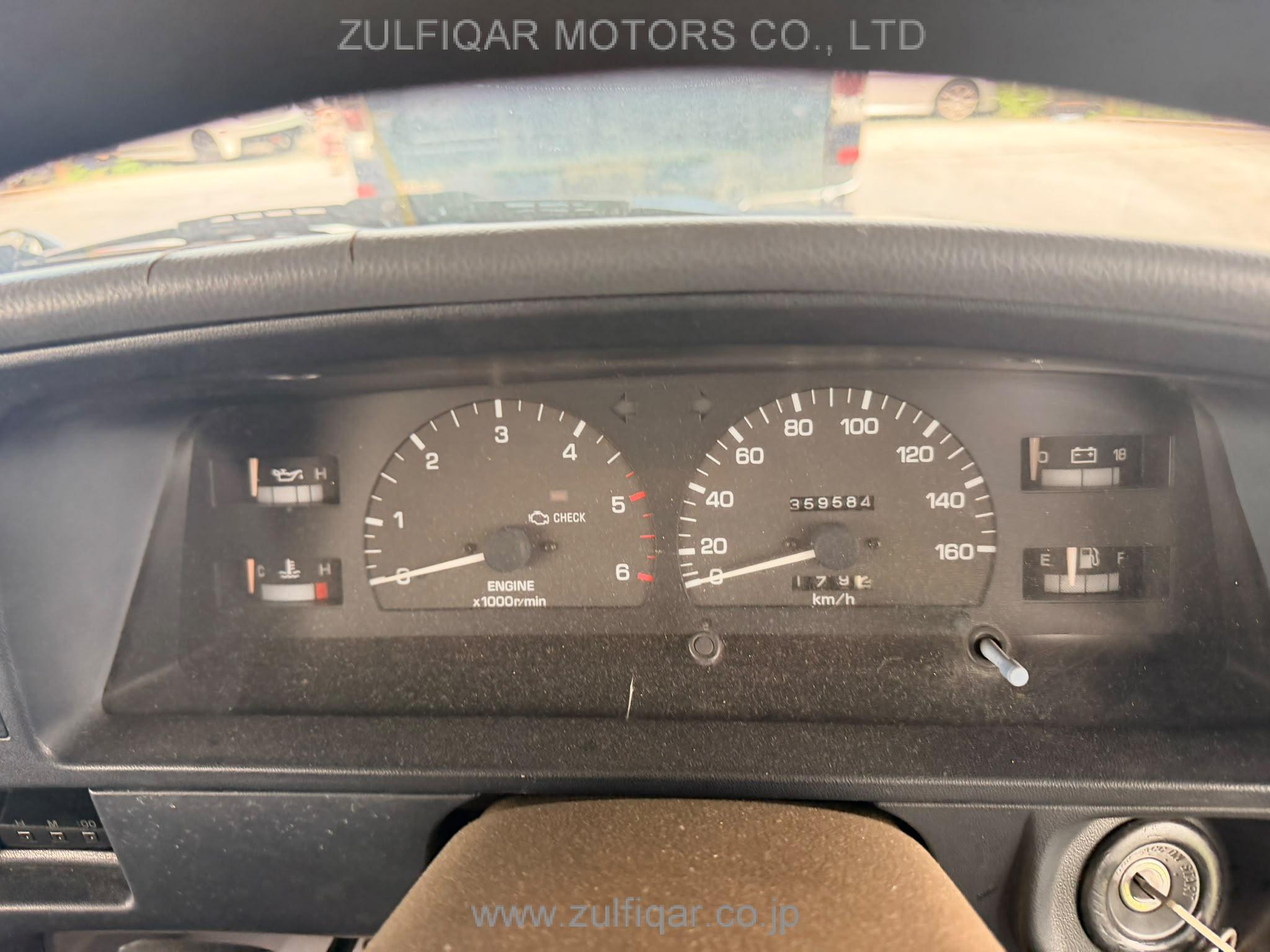 TOYOTA HILUX PICKUP 1996 Image 6