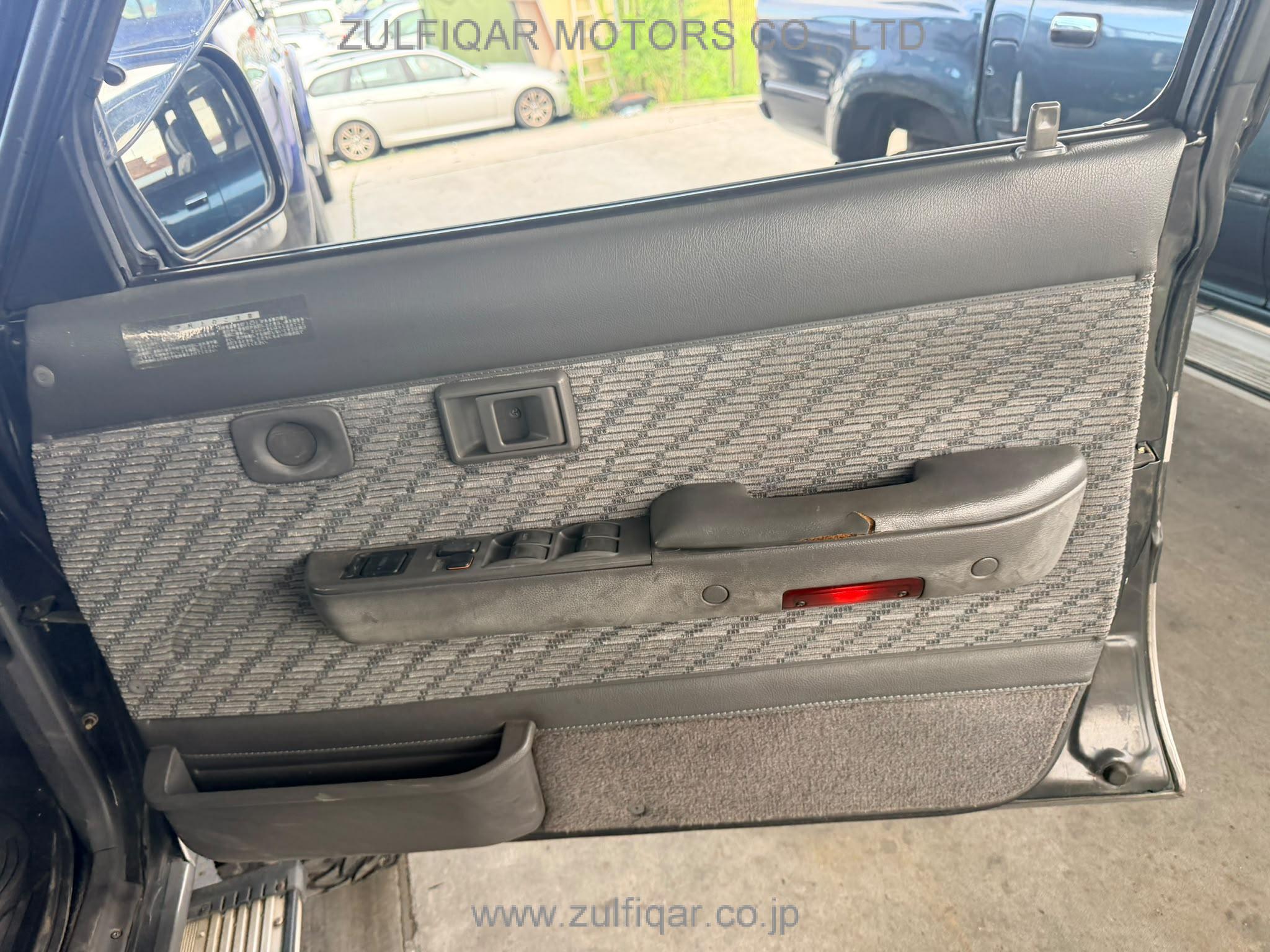 TOYOTA HILUX PICKUP 1996 Image 7