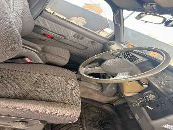 TOYOTA HILUX PICKUP 1996 Image 8
