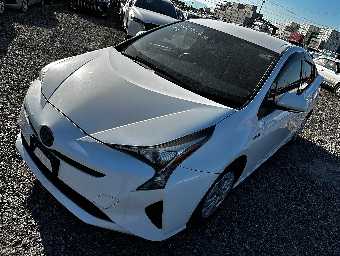 TOYOTA PRIUS 2017 Image 2