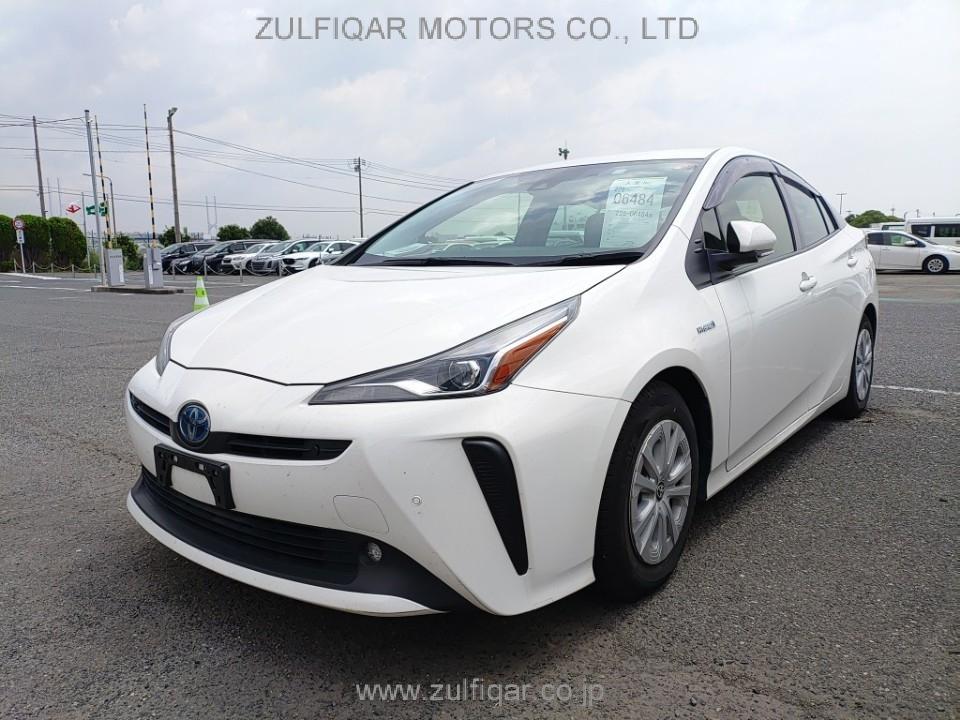 TOYOTA PRIUS 2019 Image 1