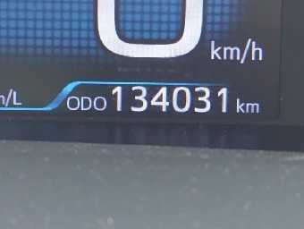 TOYOTA PRIUS 2019 Image 8