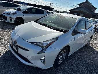 TOYOTA PRIUS 2018 Image 2