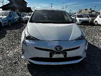 TOYOTA PRIUS 2018 Image 5