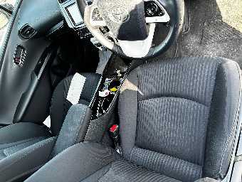 TOYOTA PRIUS 2018 Image 8