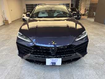 LAMBORGHINI URUS 2025 Image 2