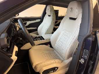 LAMBORGHINI URUS 2025 Image 11