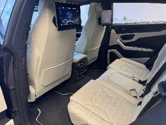 LAMBORGHINI URUS 2025 Image 13