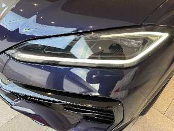 LAMBORGHINI URUS 2025 Image 25
